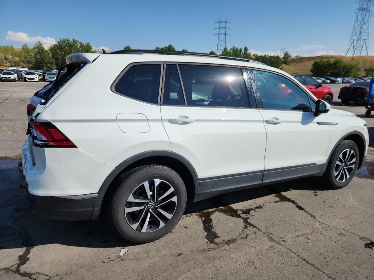 VOLKSWAGEN TIGUAN S