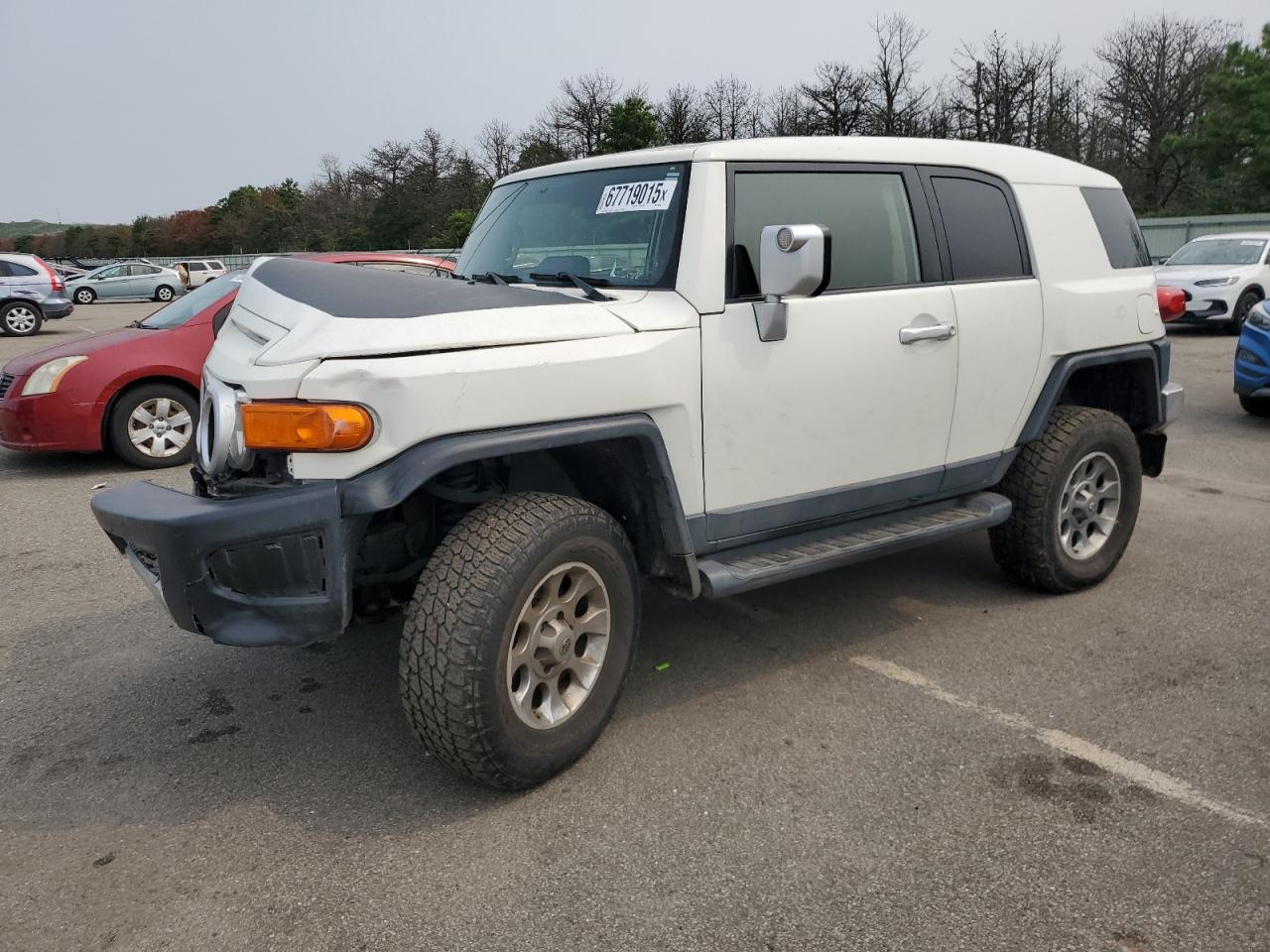 TOYOTA FJ CRUISER