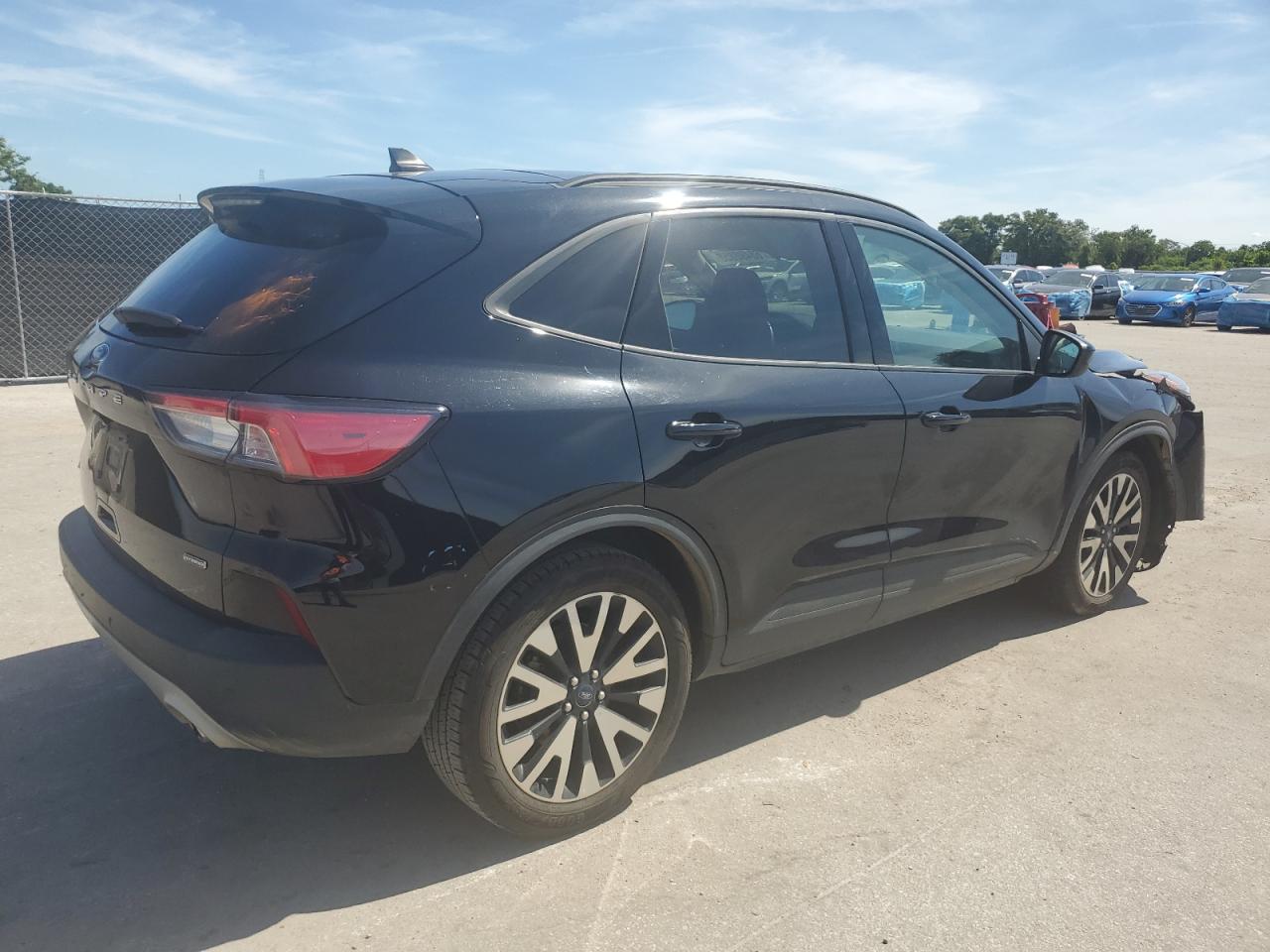 FORD ESCAPE SE SPORT