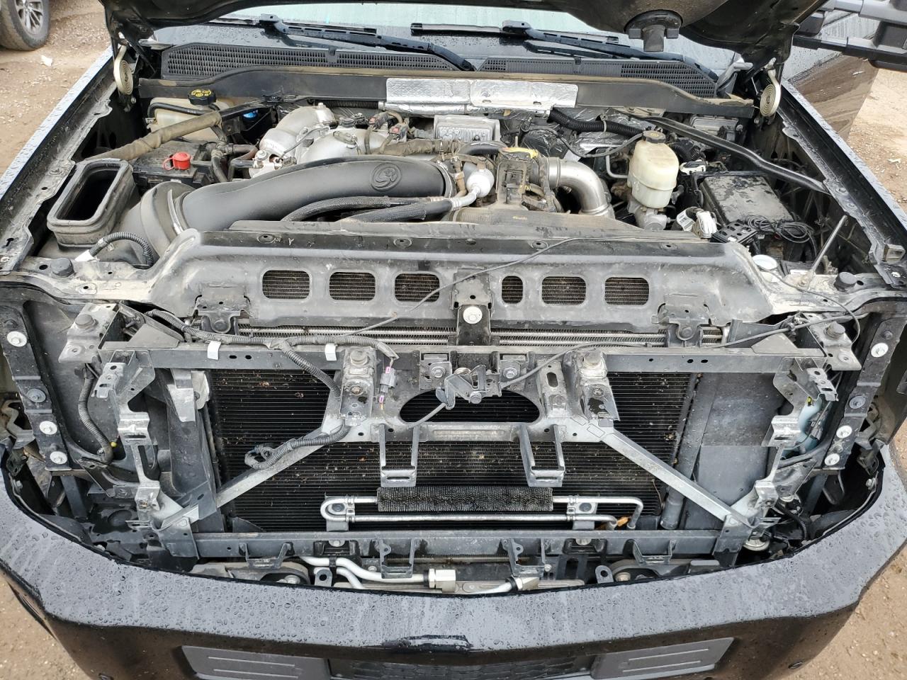 CHEVROLET SILVERADO K2500 HIGH COUNTRY