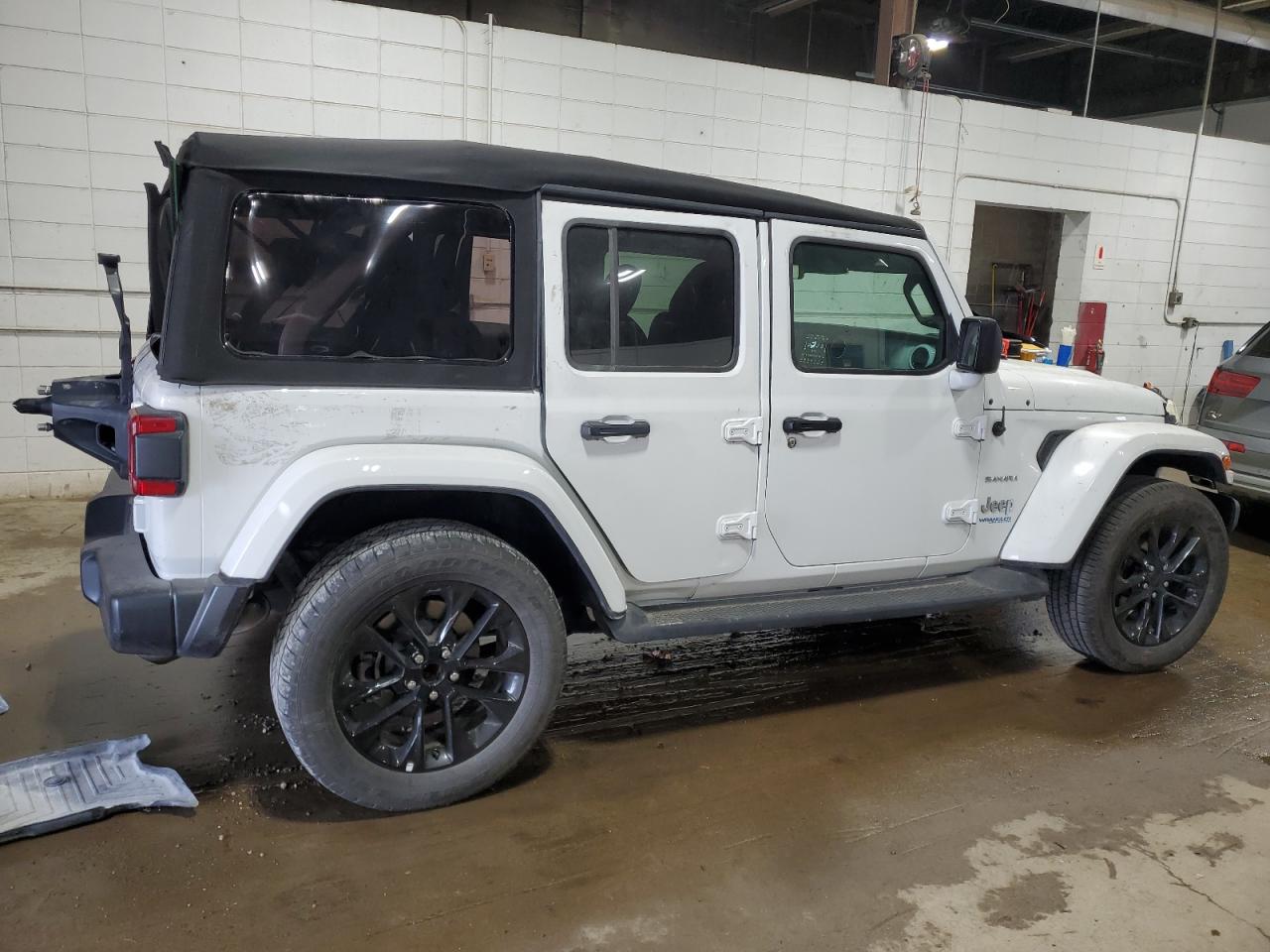 JEEP WRANGLER SAHARA 4XE