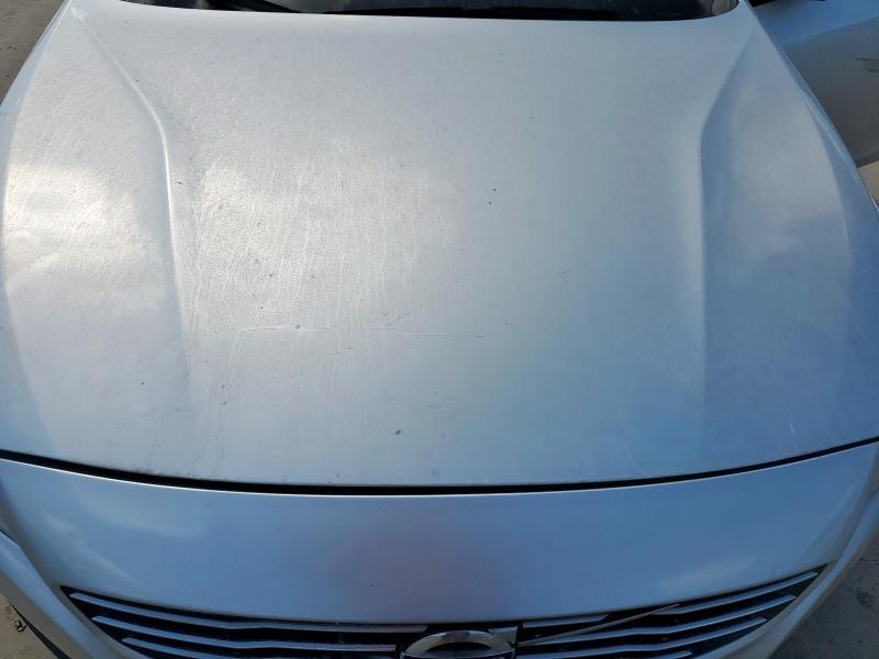 2015 VOLVO S60 PREMIE YV126MFK4F1355600