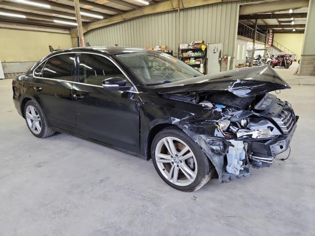 2015 VOLKSWAGEN PASSAT SE 1VWBV7A35FC095381