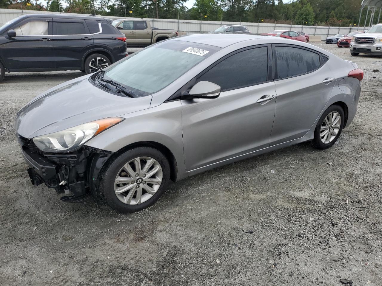 HYUNDAI ELANTRA SE