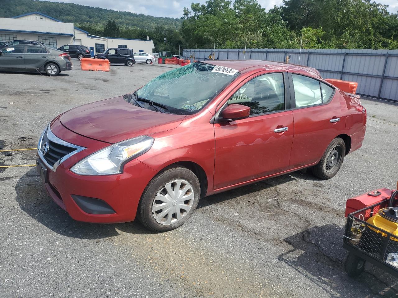 NISSAN VERSA S