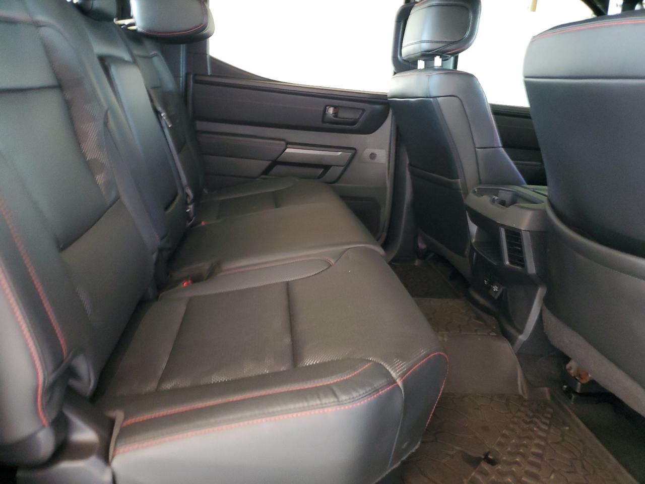 TOYOTA TUNDRA CREWMAX LIMITED