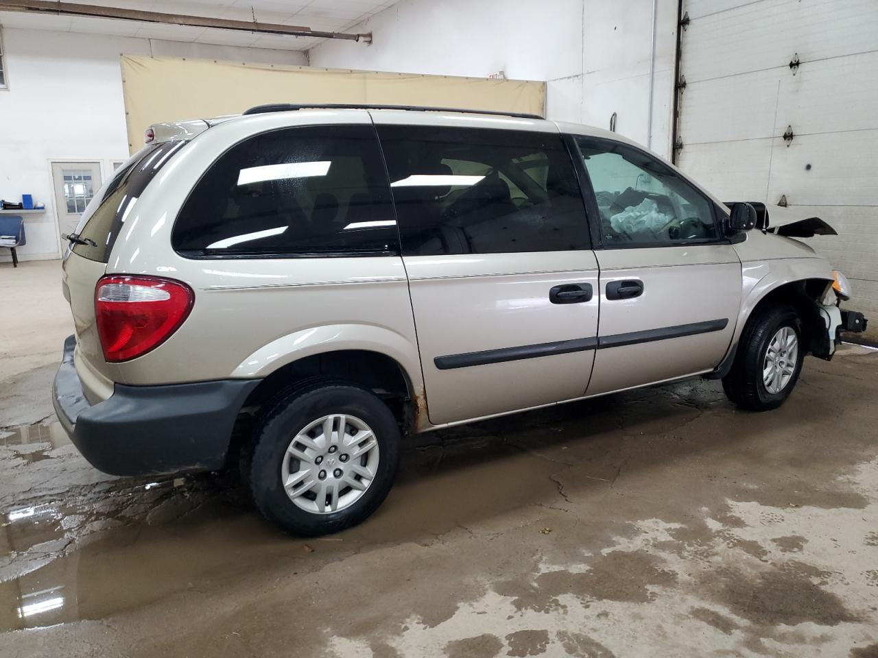Lot #3280373986 2006 DODGE CARAVAN SE