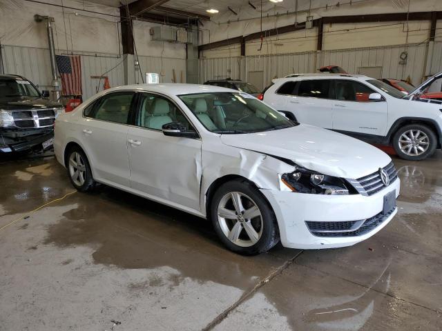 2013 VOLKSWAGEN PASSAT SE - 1VWBH7A30DC139971