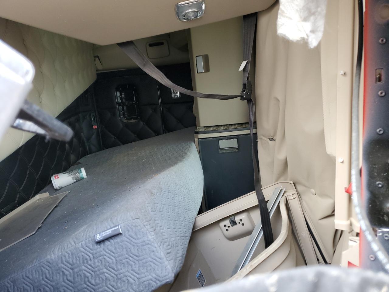 Lot #3320293158 2023 KENWORTH T680