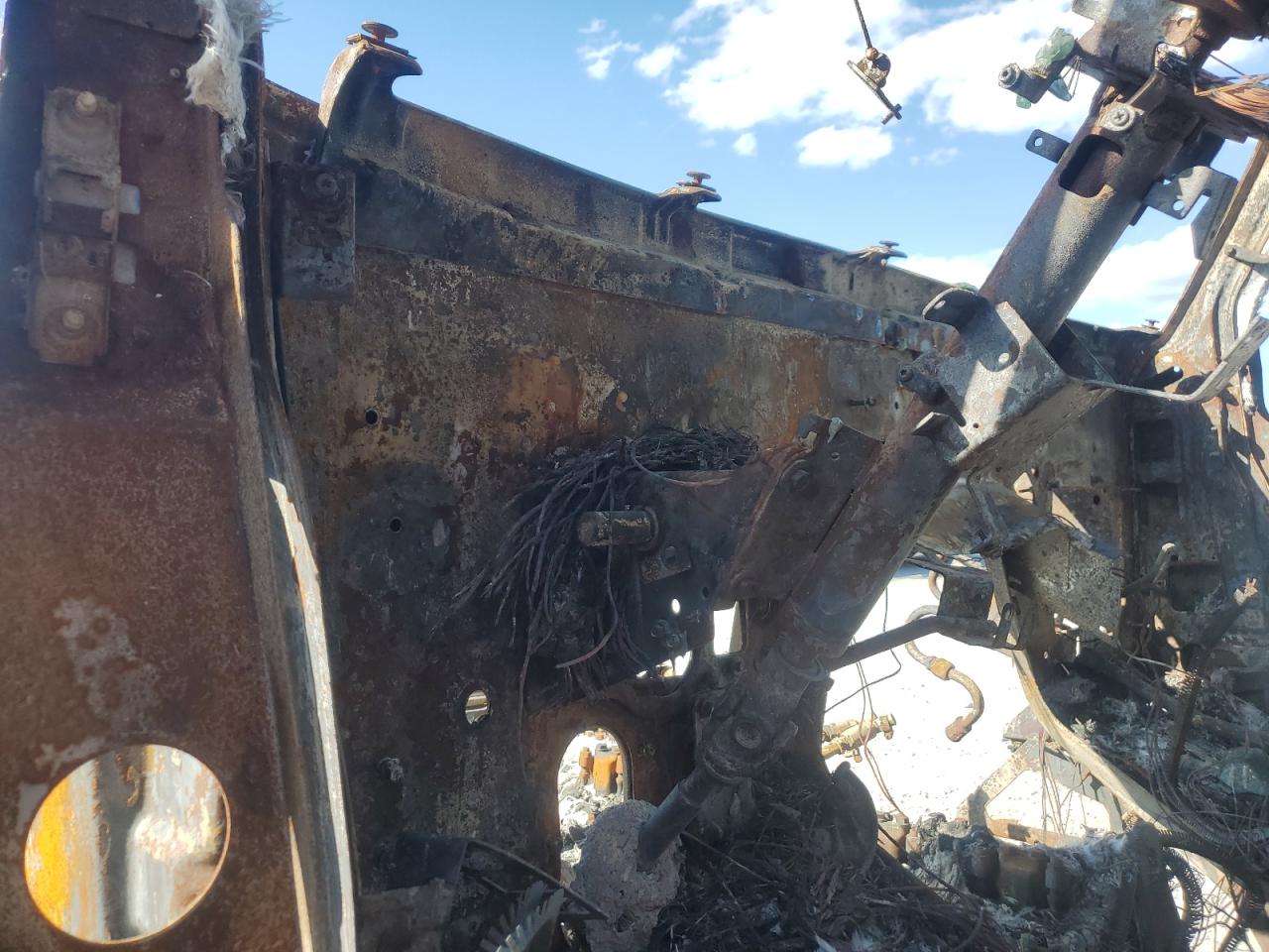 Lot #3246946237 2009 STERLING LT9500