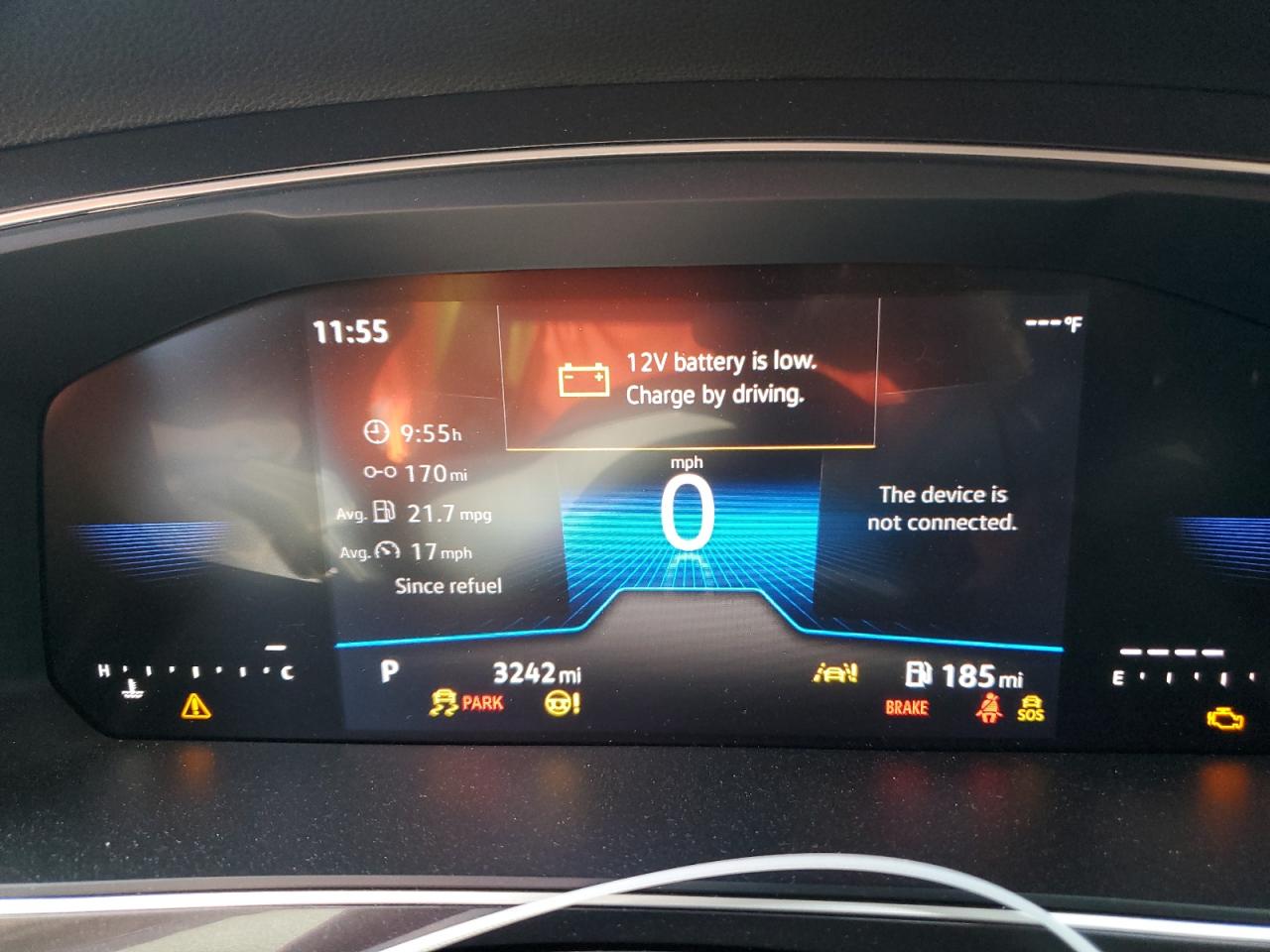 VOLKSWAGEN TIGUAN SE R-LINE BLACK