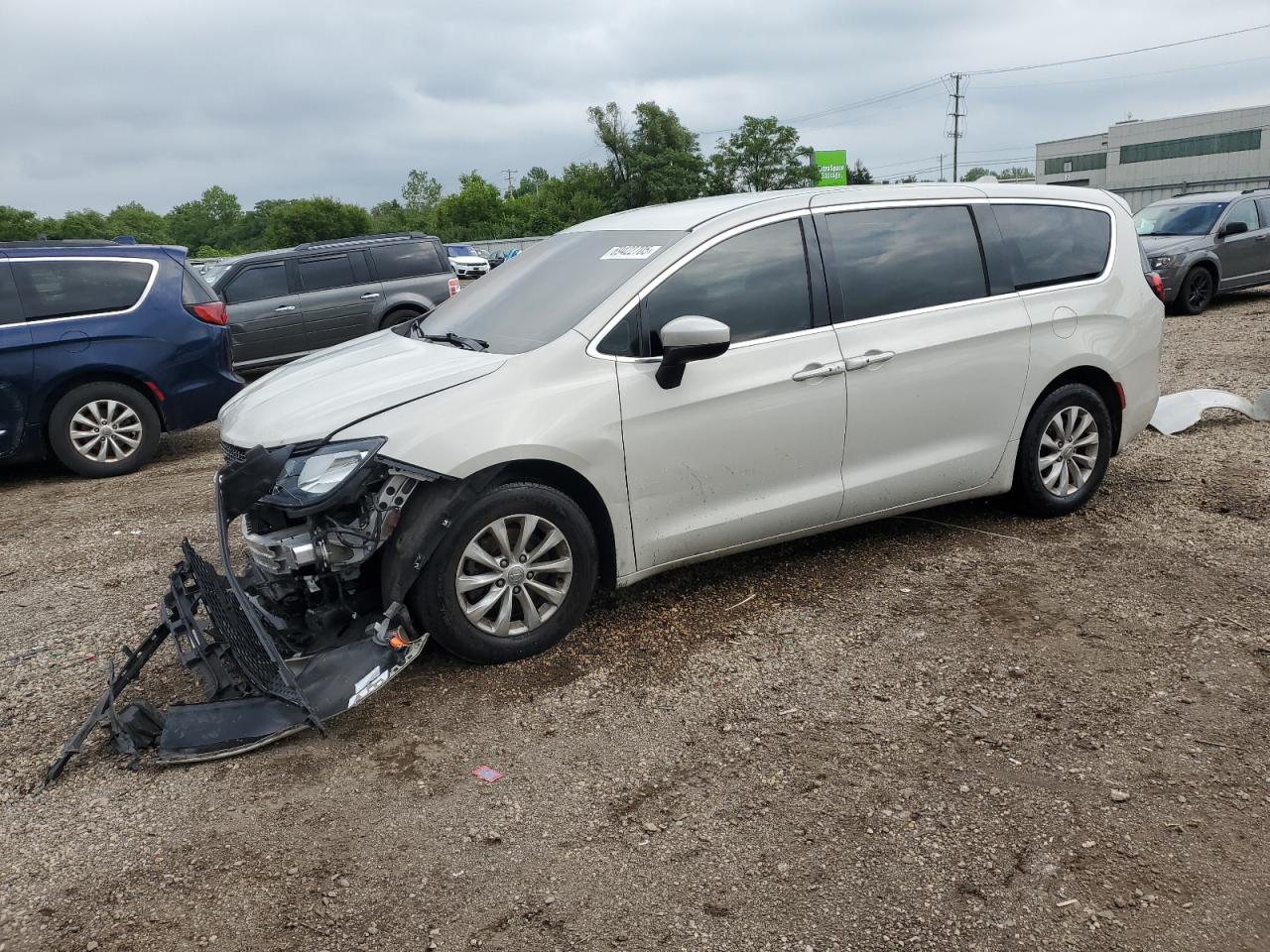 CHRYSLER PACIFICA TOURING