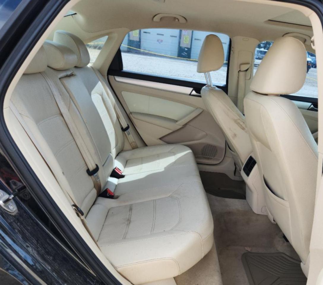 VOLKSWAGEN PASSAT SE