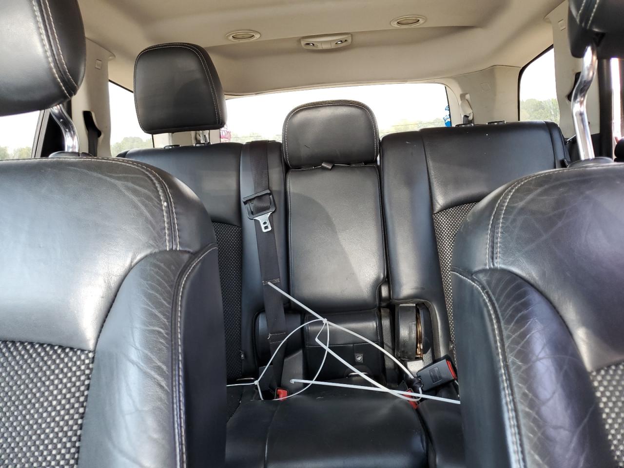 DODGE JOURNEY CROSSROAD