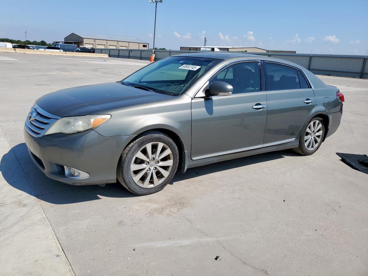TOYOTA AVALON BASE