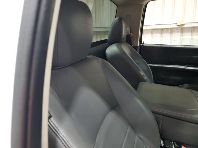 2015 RAM 1500 ST 3C6JR6AG5FG626261