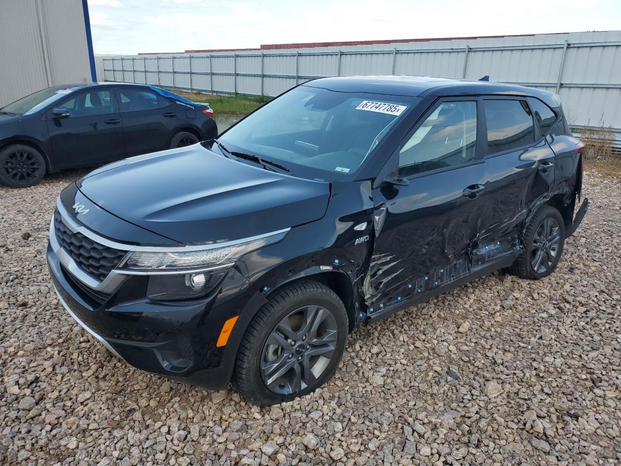 KIA SELTOS LX