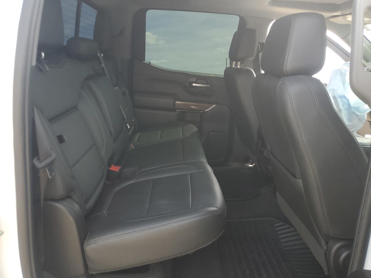 CHEVROLET SILVERADO K1500 RST