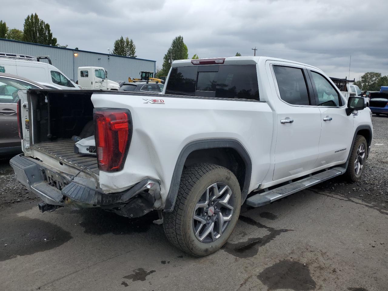 GMC SIERRA K1500 SLT