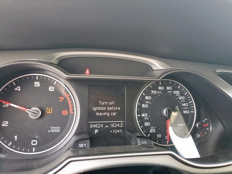2016 AUDI A4 PREMIUM WAUBFAFL1GN010061