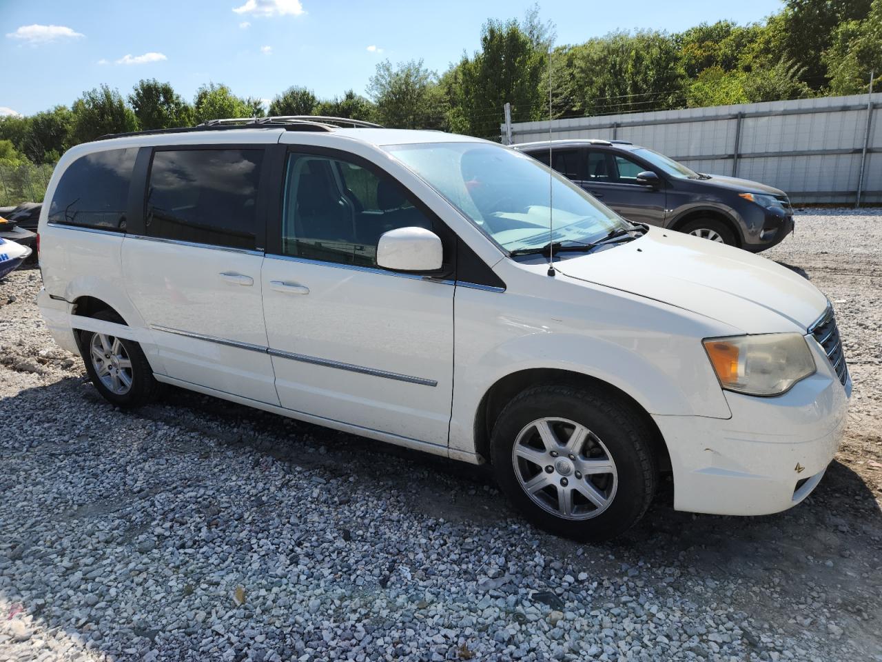 CHRYSLER TOWN & COUNTRY TOURING