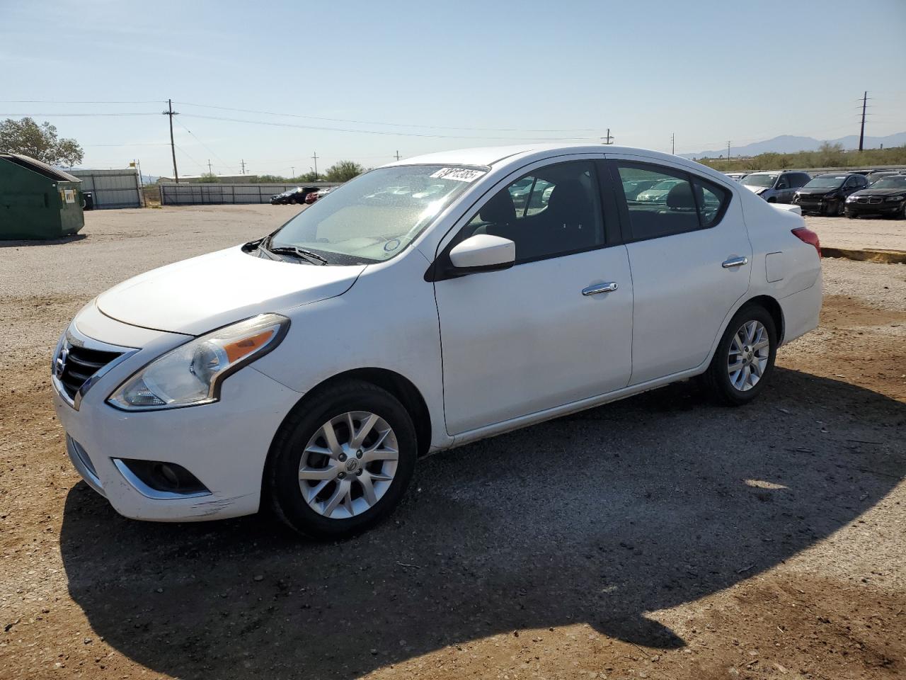 NISSAN VERSA S