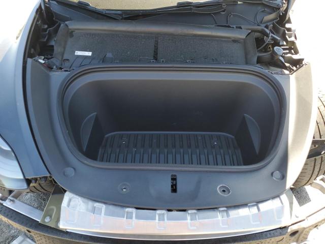 2024 TESLA MODEL Y 7SAYGAEE4RF010802