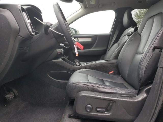 2019 VOLVO XC40 T5 MOMENTUM YV4162UK6K2140035