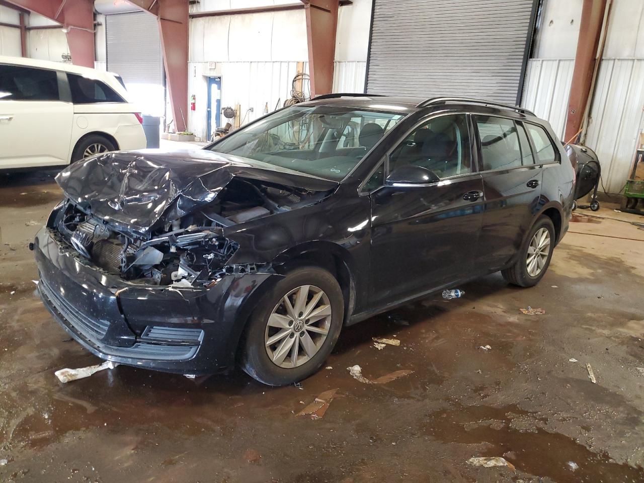 VOLKSWAGEN GOLF SPORTSVAN S