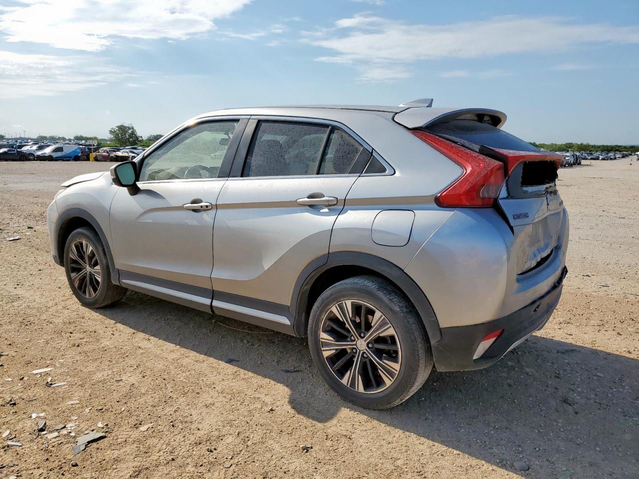 MITSUBISHI ECLIPSE SE