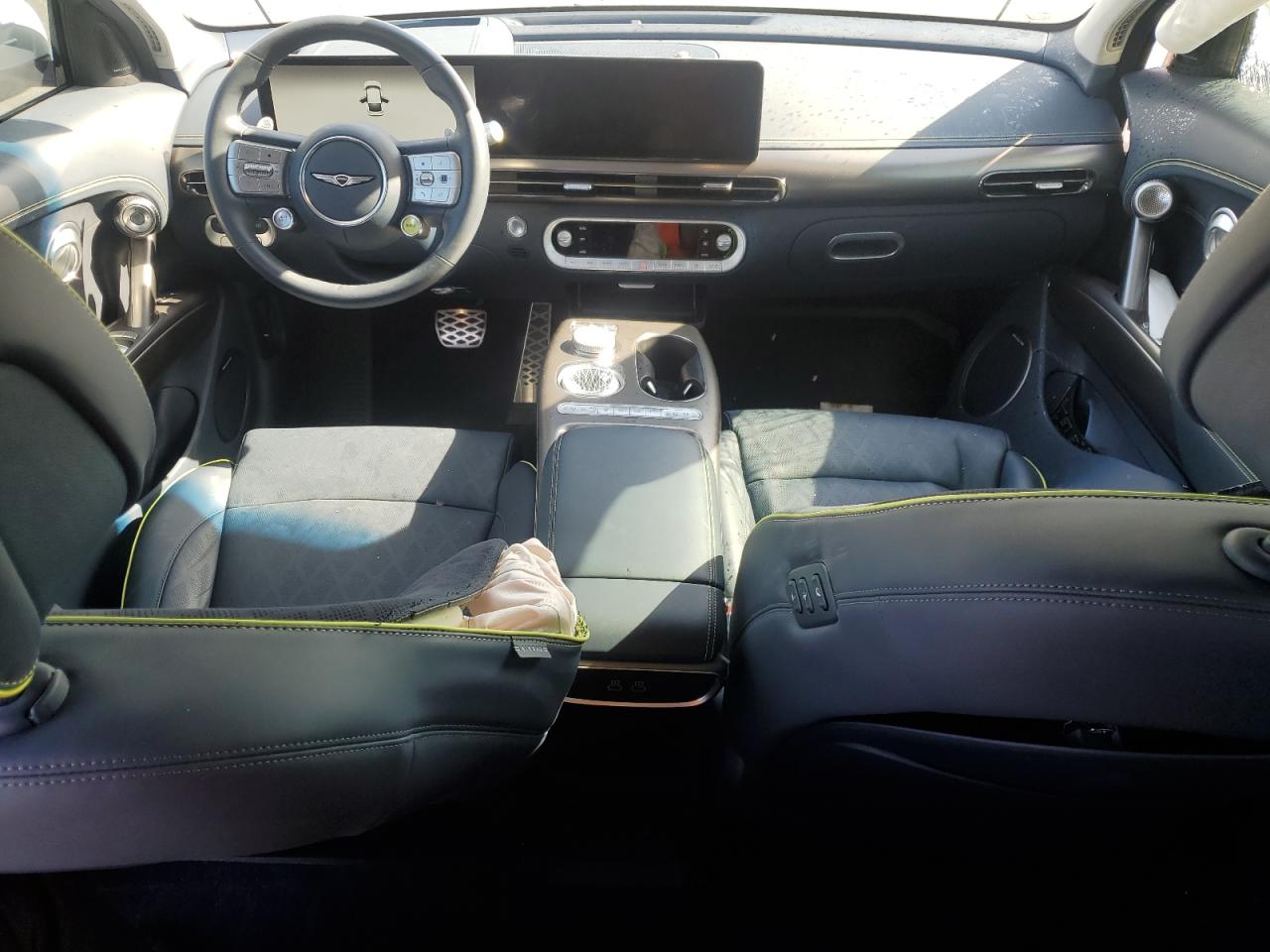 GENESIS GV60 PERFORMANCE