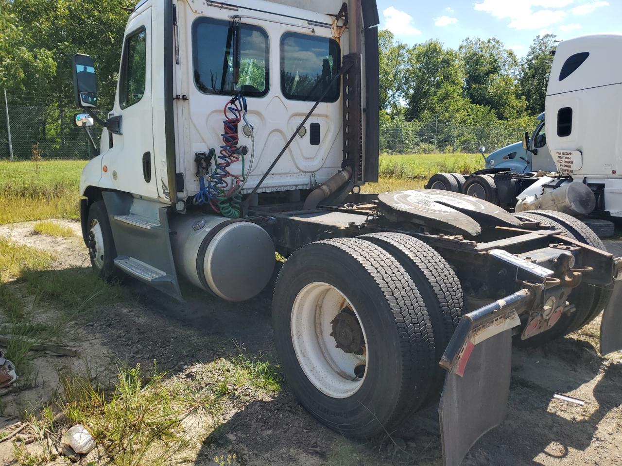 Lot #3248528600 2016 FREIGHTLINER CASCADIA
