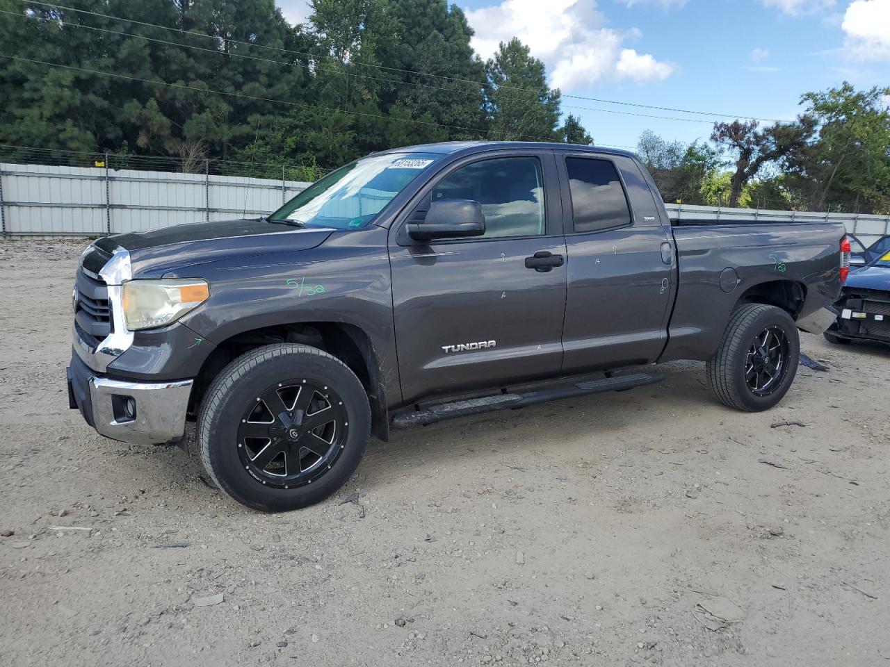 TOYOTA TUNDRA DOUBLE CAB SR