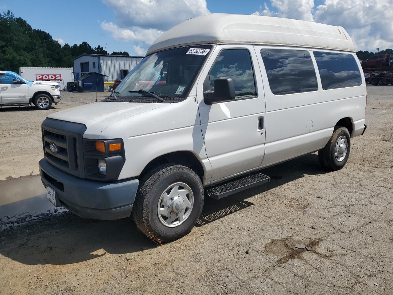 FORD ECONOLINE E250 VAN