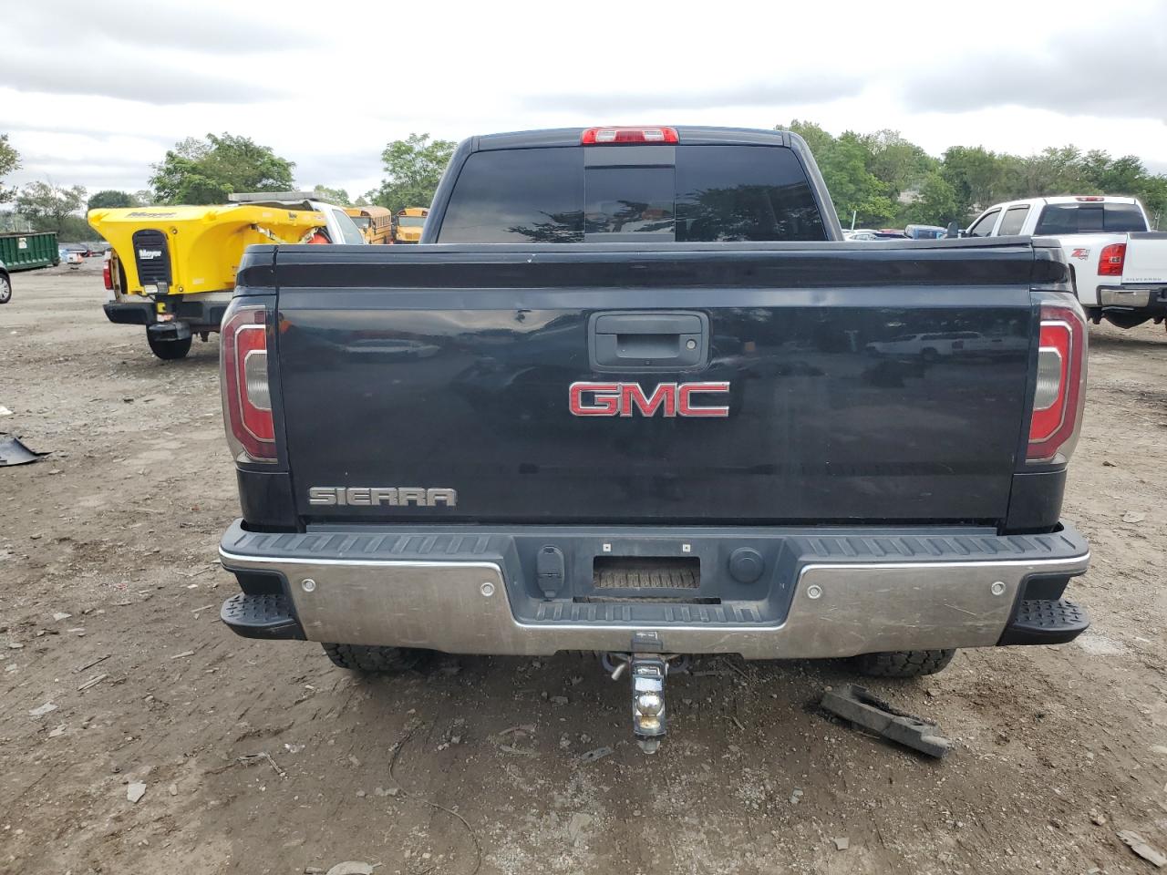 GMC SIERRA K1500 SLT