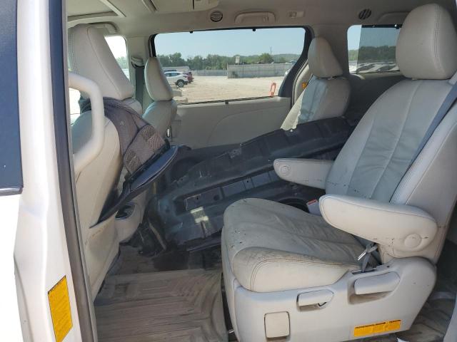 2012 TOYOTA SIENNA XLE #3287898254