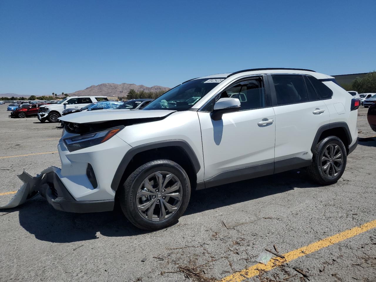 TOYOTA RAV4 XLE PREMIUM