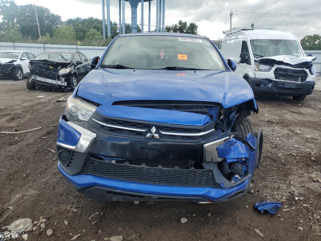 MITSUBISHI OUTLANDER ES