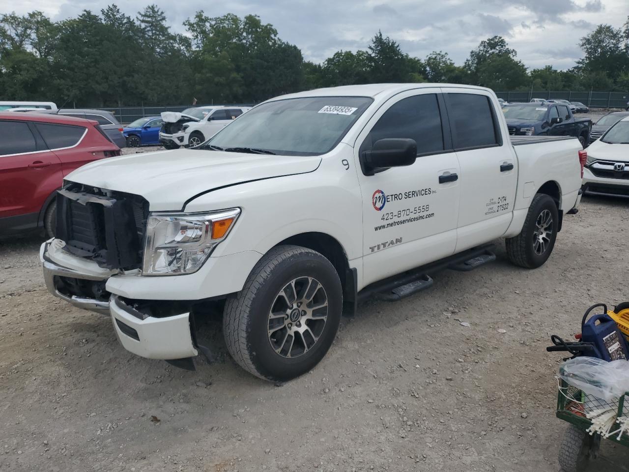 NISSAN TITAN S