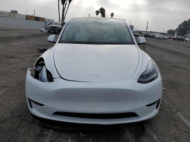 2024 TESLA MODEL Y 7SAYGDEE8RF165984