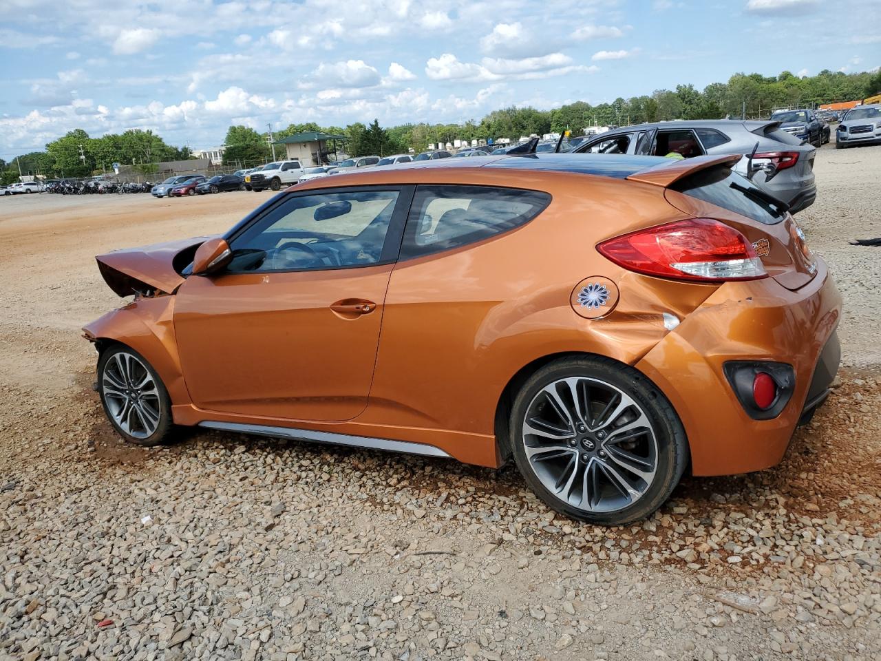 HYUNDAI VELOSTER TURBO