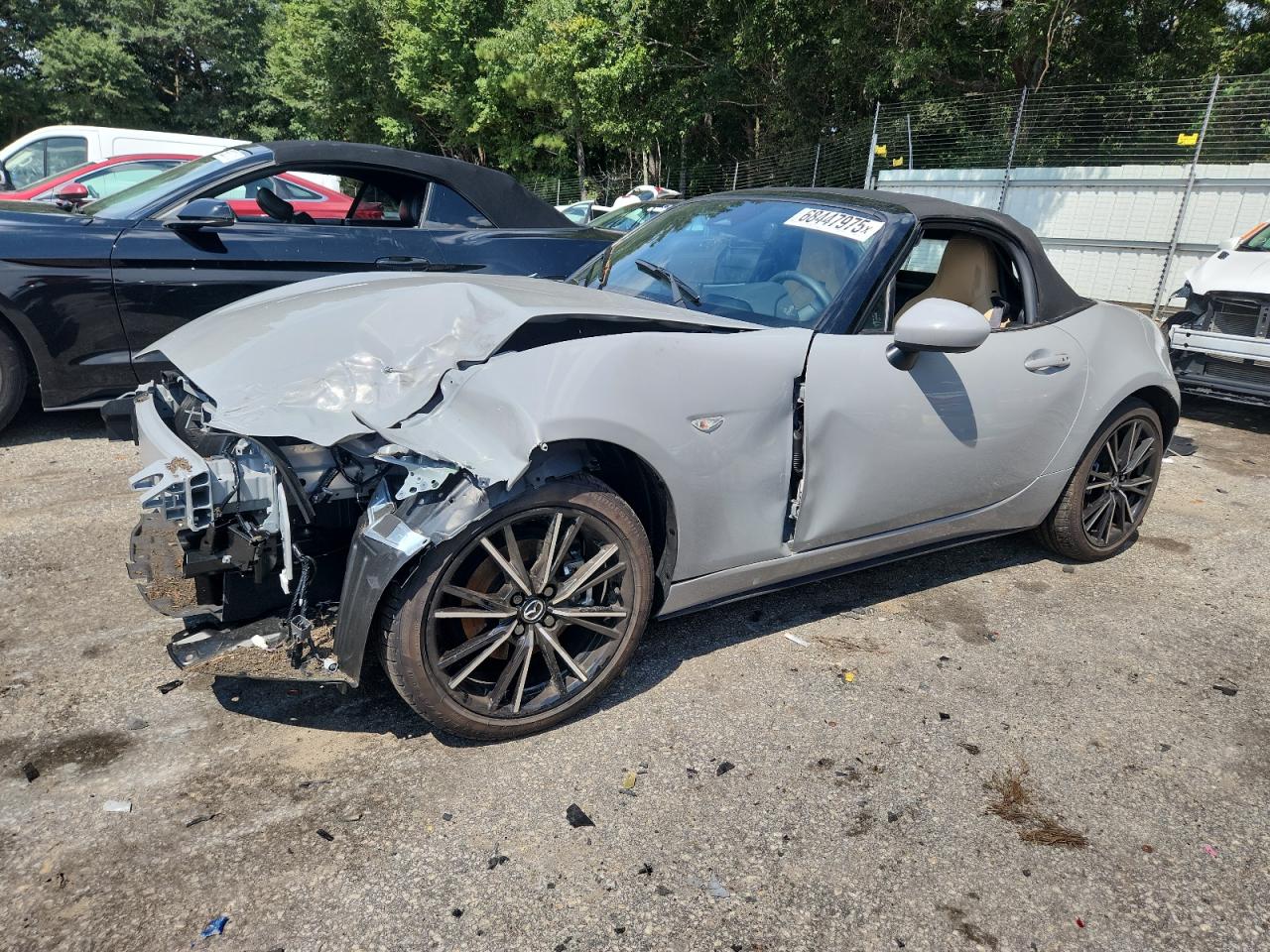 MAZDA MX-5 GRAND TOURING