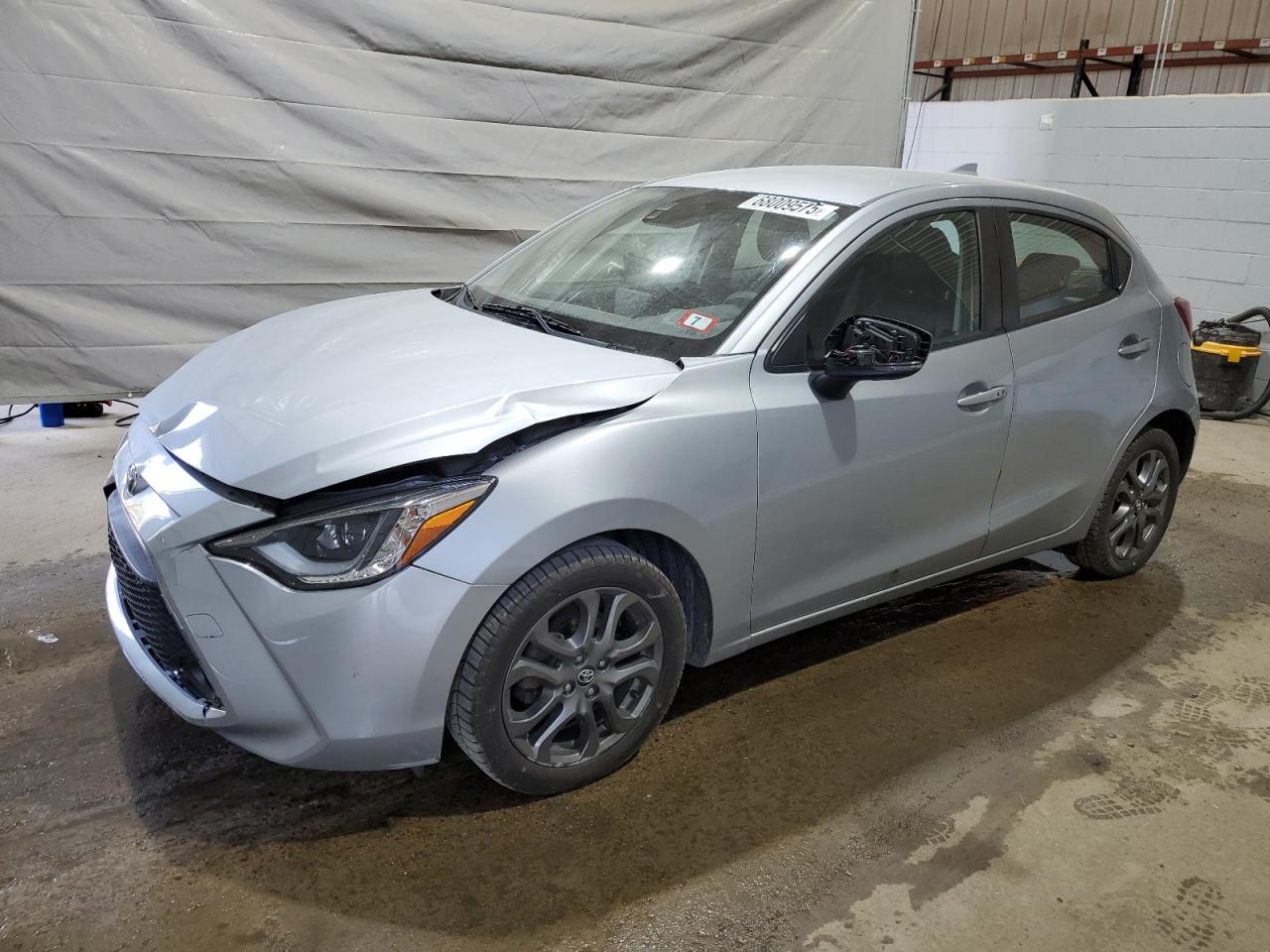 TOYOTA YARIS LE