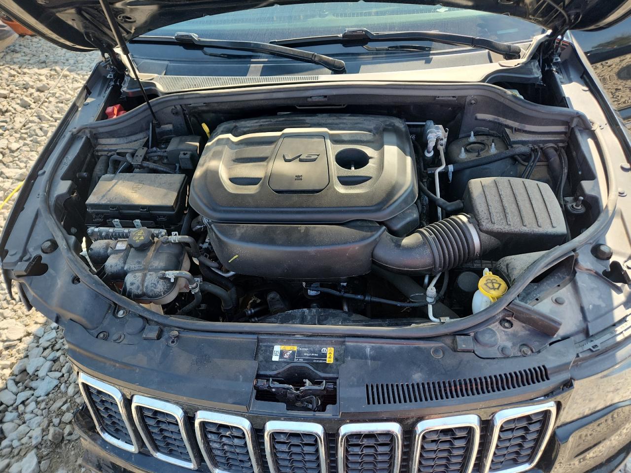 JEEP GRAND CHEROKEE LAREDO