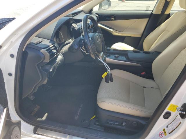 2016 LEXUS IS 200T JTHBA1D25G5032574