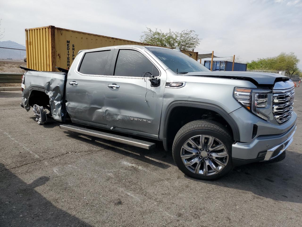 GMC SIERRA K1500 DENALI