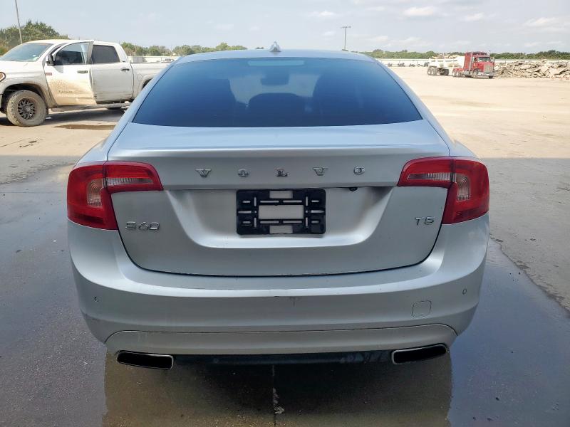 2015 VOLVO S60 PREMIE YV126MFK4F1355600