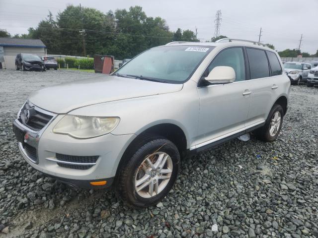VOLKSWAGEN TOUAREG 2