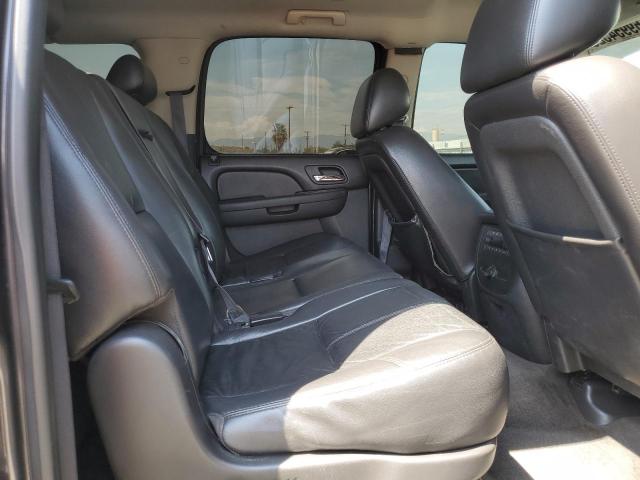 2010 CHEVROLET SUBURBAN K1500 LT - 1GNUKJE38AR171393