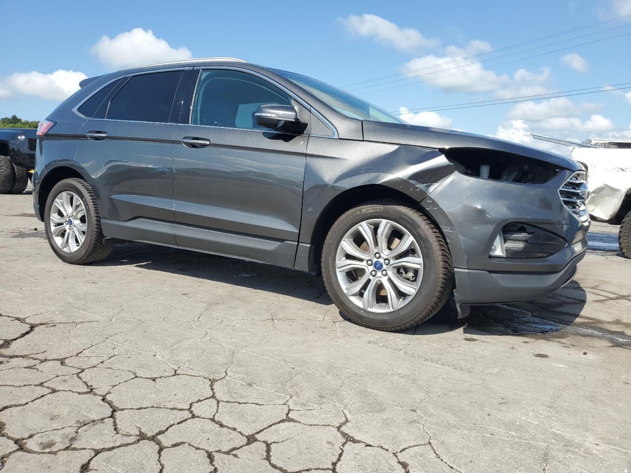 FORD EDGE TITANIUM